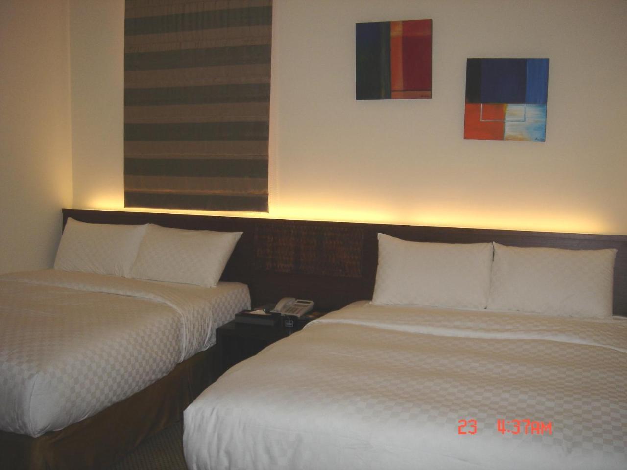 Hip Spa Motel Taichung Eksteriør billede